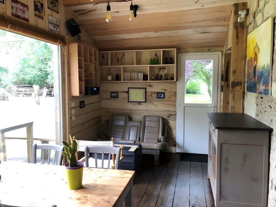 Property building, Living room