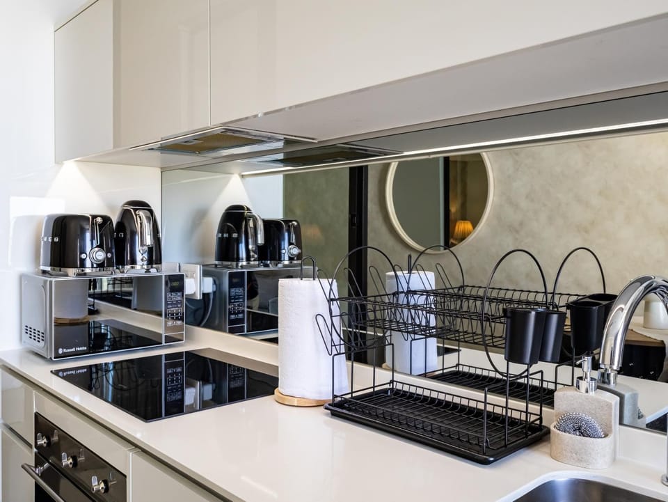 Elcaro Luxe Suite at The Ellipse Apartment in Sandton