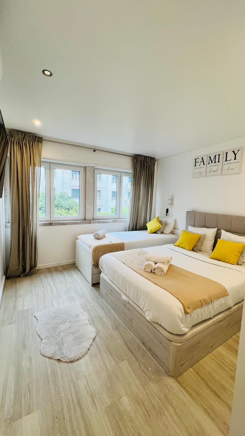 Suite - Marquês de Pombal Vacation rental in Lisbon