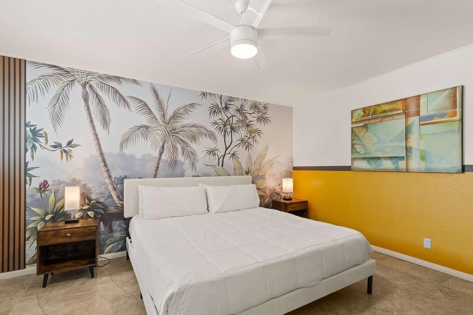 Indio Poolside Retreat Getaway by Navigate Stays House in La Quinta