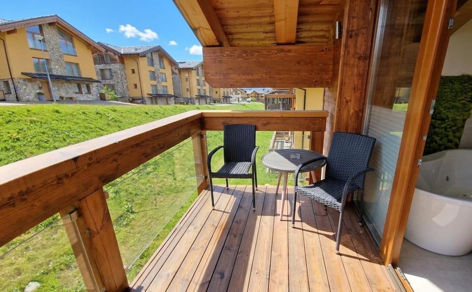 Property building, Summer, Seating area, Time of day