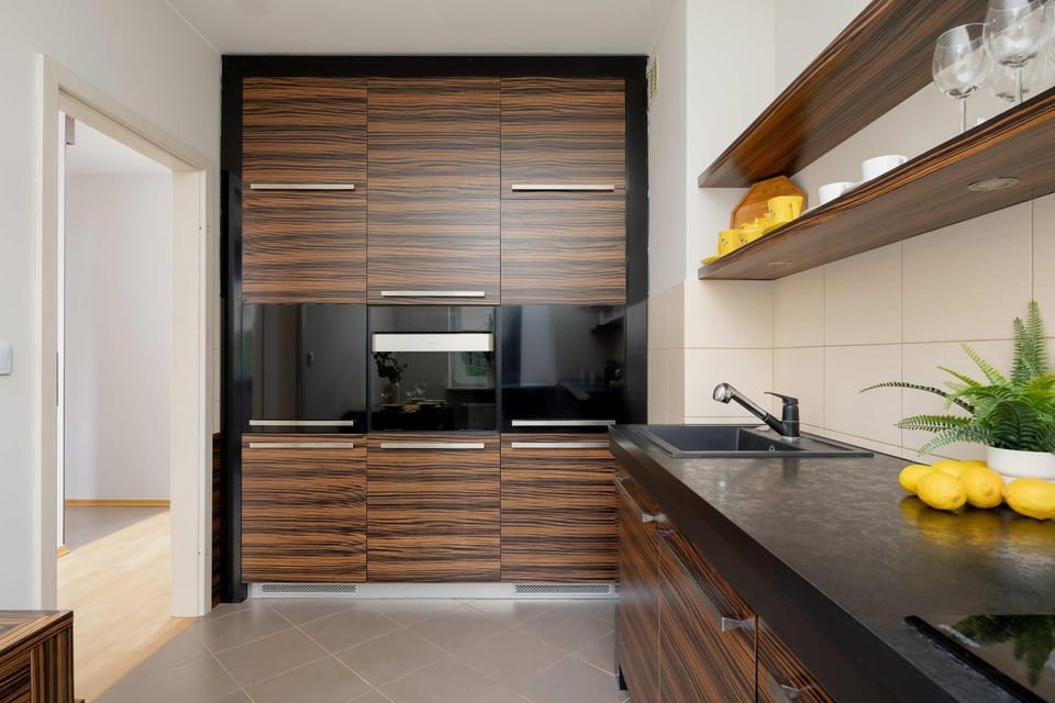 Kitchen or kitchenette, oven, stove