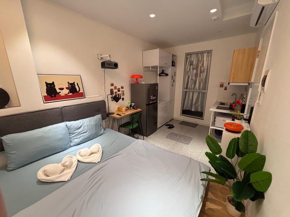 Habibti Studio 1min to Bui Vien, 3min to Ben Thanh District 1 Apartment in Ho Chi Minh City