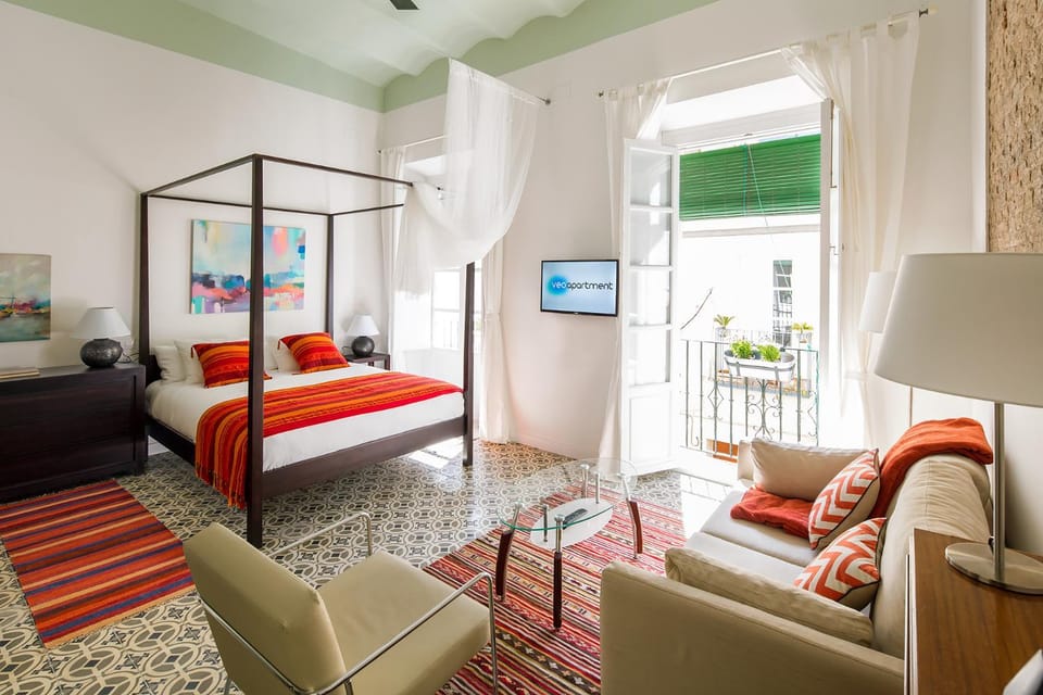 Living room, Photo of the whole room, Bedroom