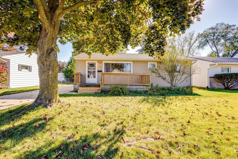 The Irish Charm5BR 2BA Home 1mi to ND Campus Country House in Mishawaka
