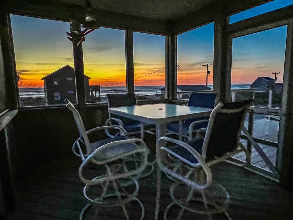 Bali Hai - Kitty Hawk MP 3, 50 Yards to Beach, Breathtaking Views, Open Decks House in Kitty Hawk