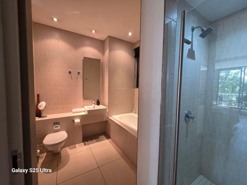 Melrose oak Apartment in Sandton