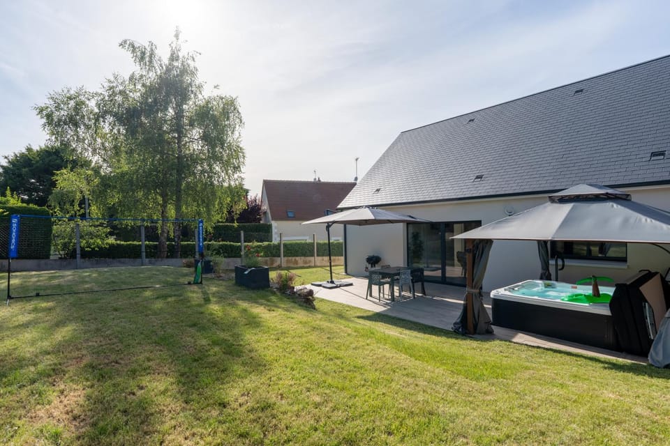SPA Privatif Couvert - 6 pers - Beauval & Châteaux - La Sablonnière House in Amboise