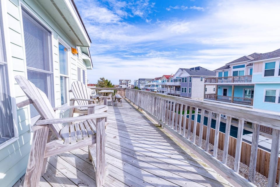 Just For Fun - Corolla, Ocean Sands, 150 Yards to Beach, Ocean View, Pool, Hot Tub, Foosball House in Corolla