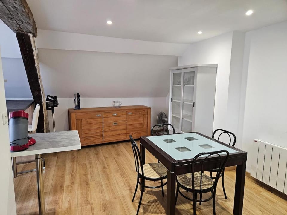 Un duplex lumineux Apartment in Centre-Val de Loire