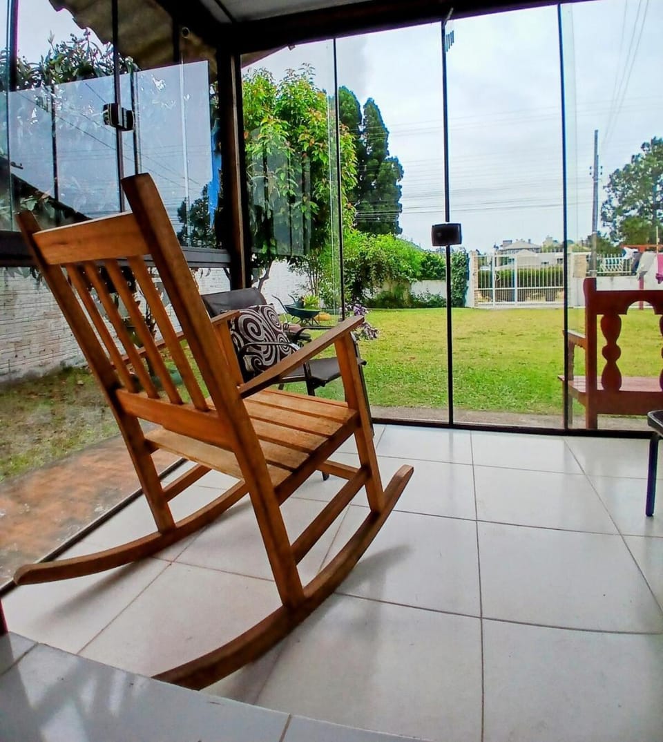 Charming house with large backyard House in Florianopolis