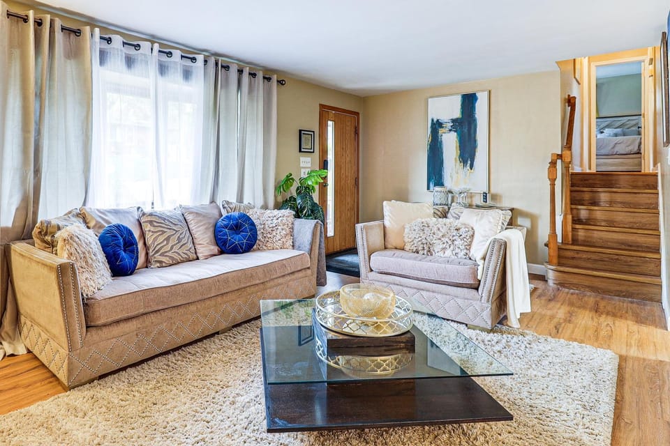 3 Mi to South Park: Quiet Pittsburgh Area Getaway House in Pennsylvania
