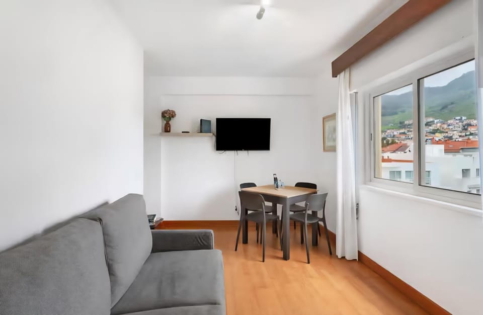 Machico Bay Apartment in Madeira District