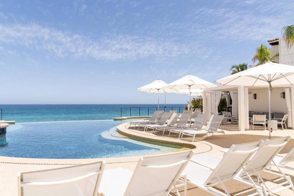 Oceanfront Infinity Pool Vera Neo Beach Club Gym House in Baja California Sur