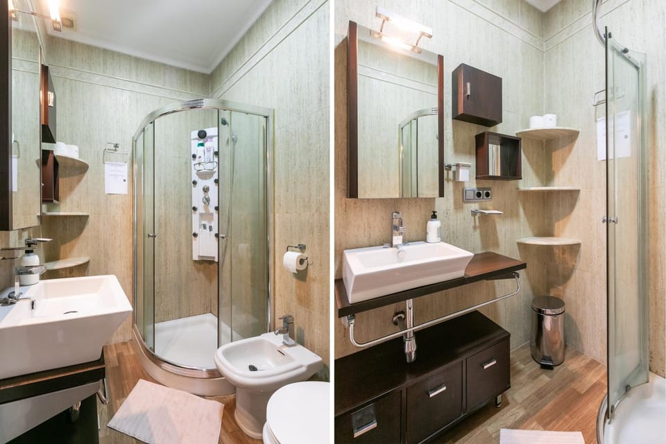 Bathroom, Living room