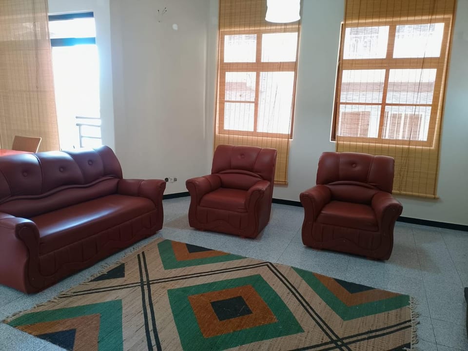 Communal lounge/ TV room, Living room
