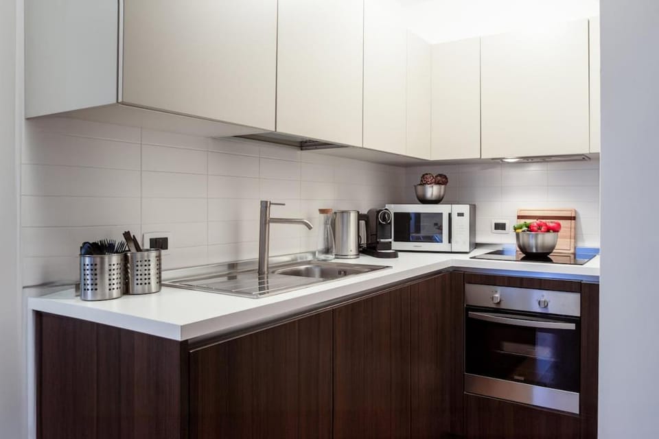 One-bedroom Apartment Unit G with Park View Apartment in Milan
