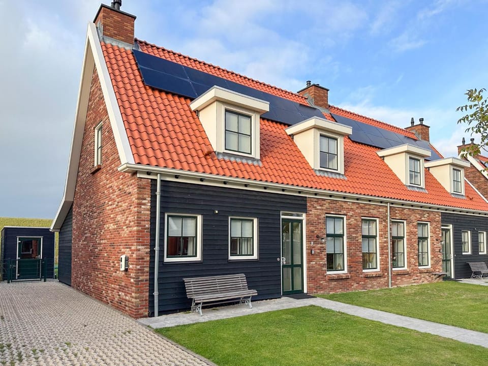Property building, Summer