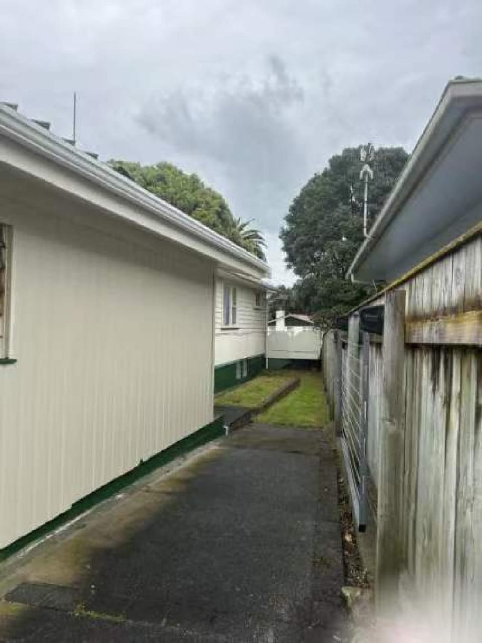 3 bedrooms House,77 Slacks Rd House in Palmerston North