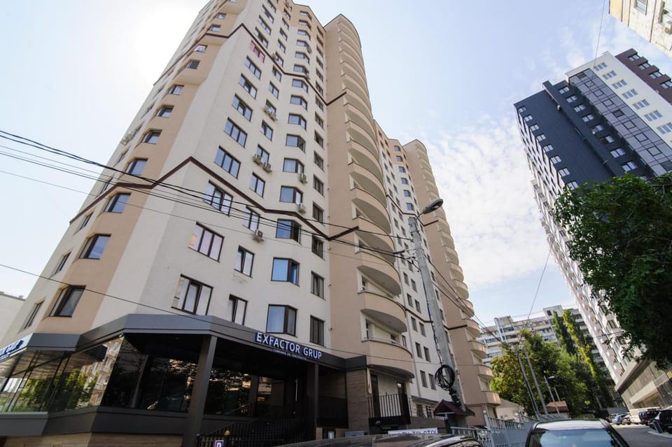 Grand 2-Doble Rooms Apartments Apartment in Chișinău