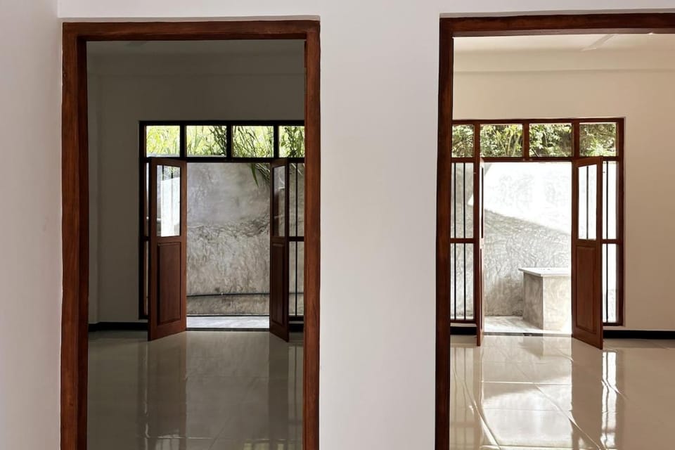 Brand-New Modern 2-Bedroom Haven in Weligama Apartment in Southern Province