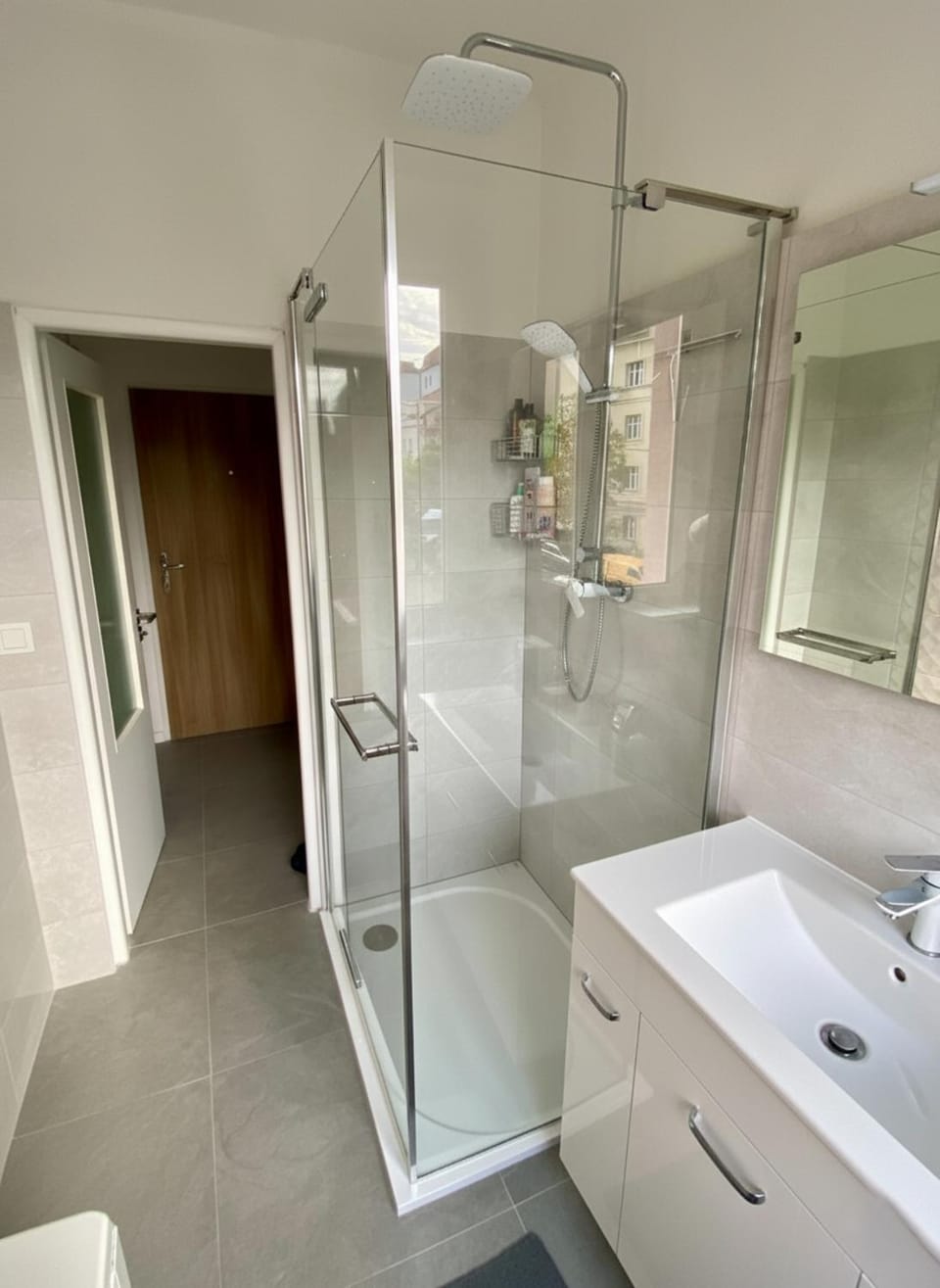 Shower, Bathroom, towels