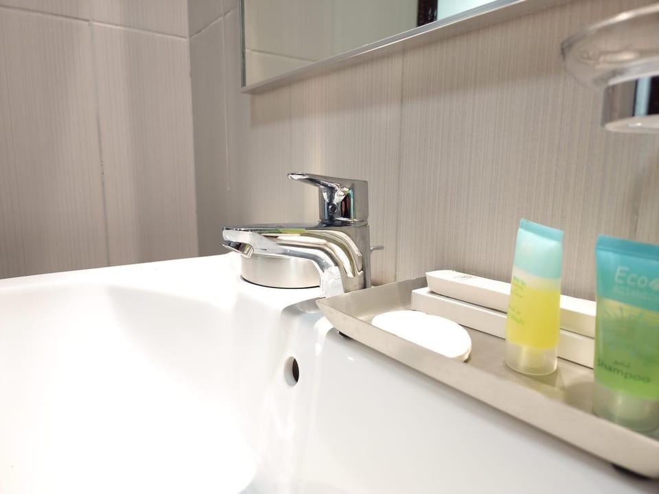 Harf-RAW502 Large 2BHK Near ADNEC Apartment in Abu Dhabi