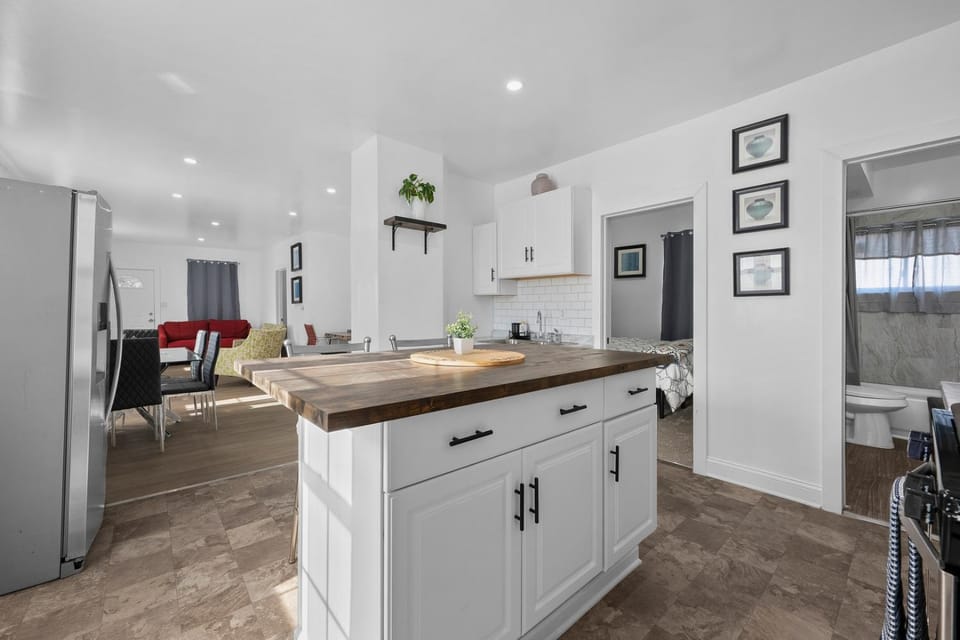 SW Detroit 3BR | 5–10 Min Downtown + Parking House in Detroit