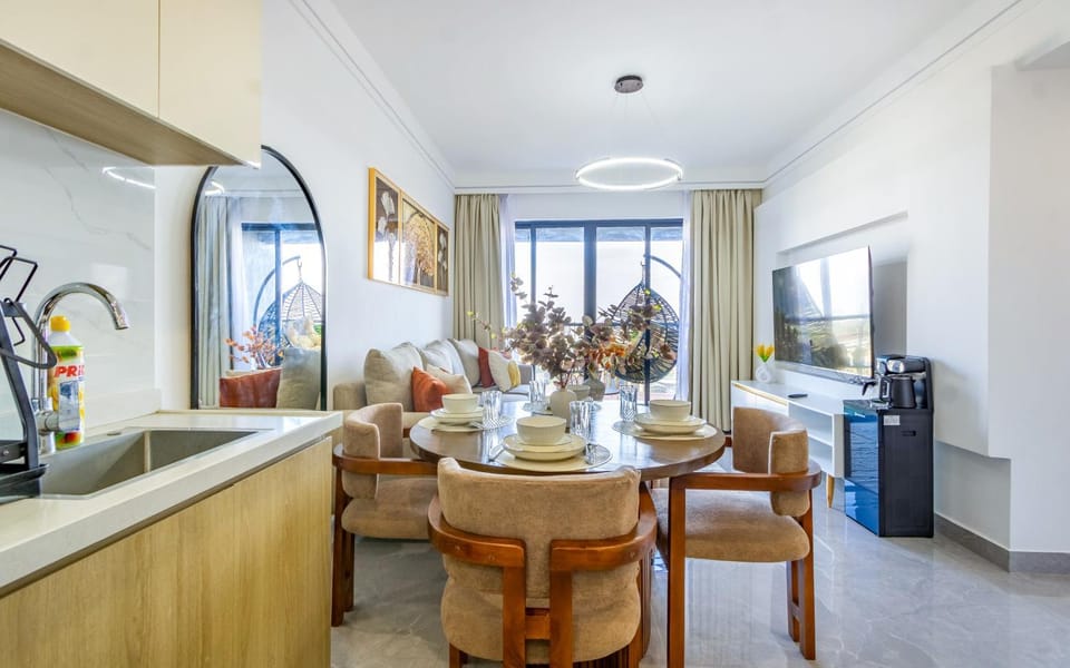 Luxury Living with heated Pool,Gym, Balcony and city view Apartment in Nairobi