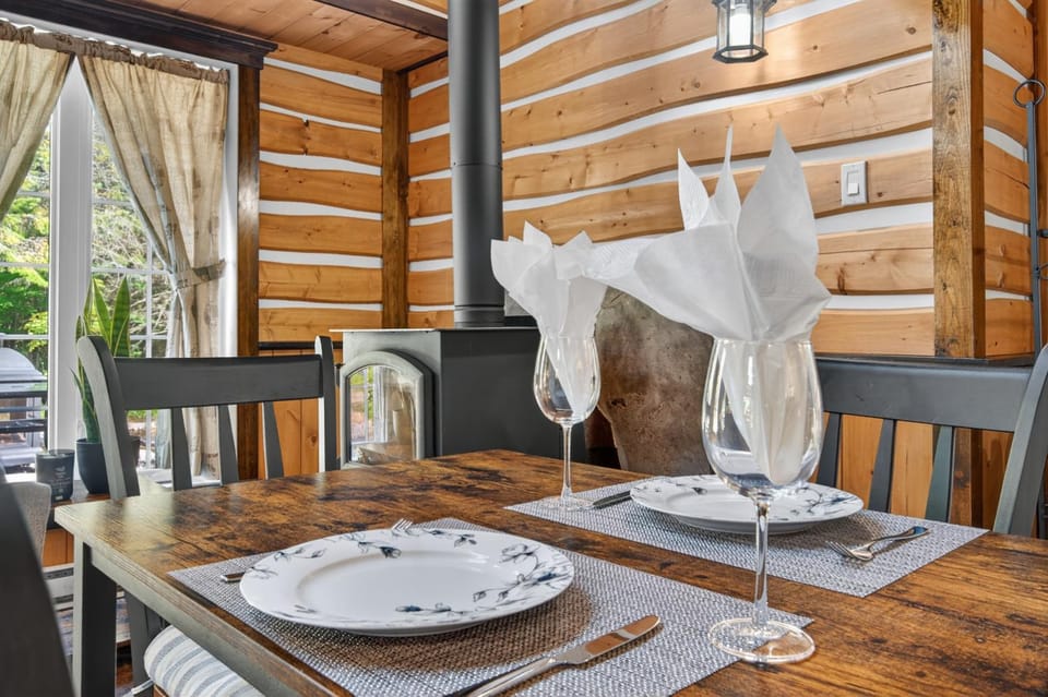 Domaine Rivière Sacacomie - Chalet Le Pic Bois Chalet in Saint-Alexis-des-Monts