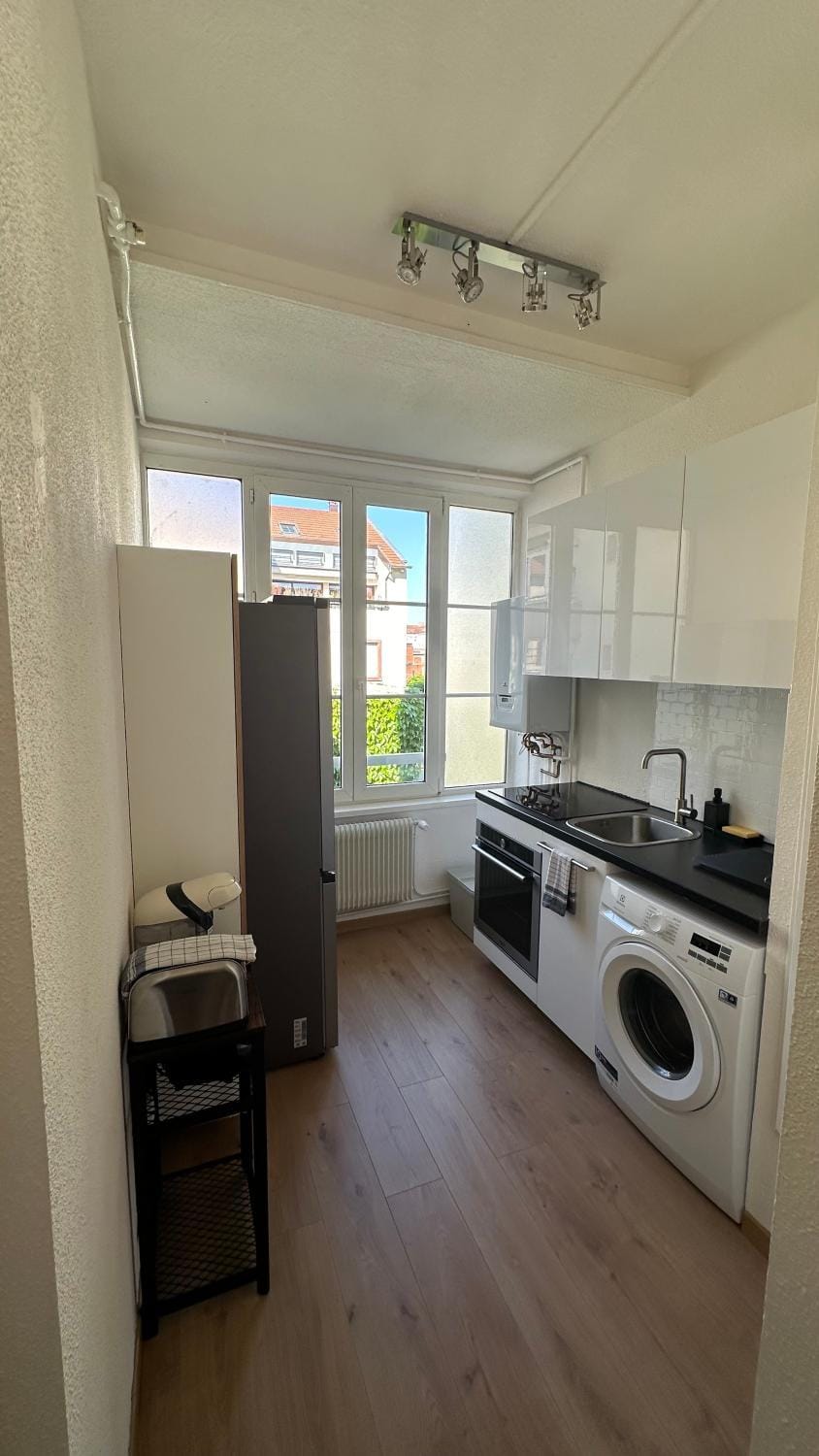 Cosy APPART COMPLET à 18min à pied du MARCHÉ DE NOËL Centre Ville 4 à 6 pers Max Apartment in Strasbourg