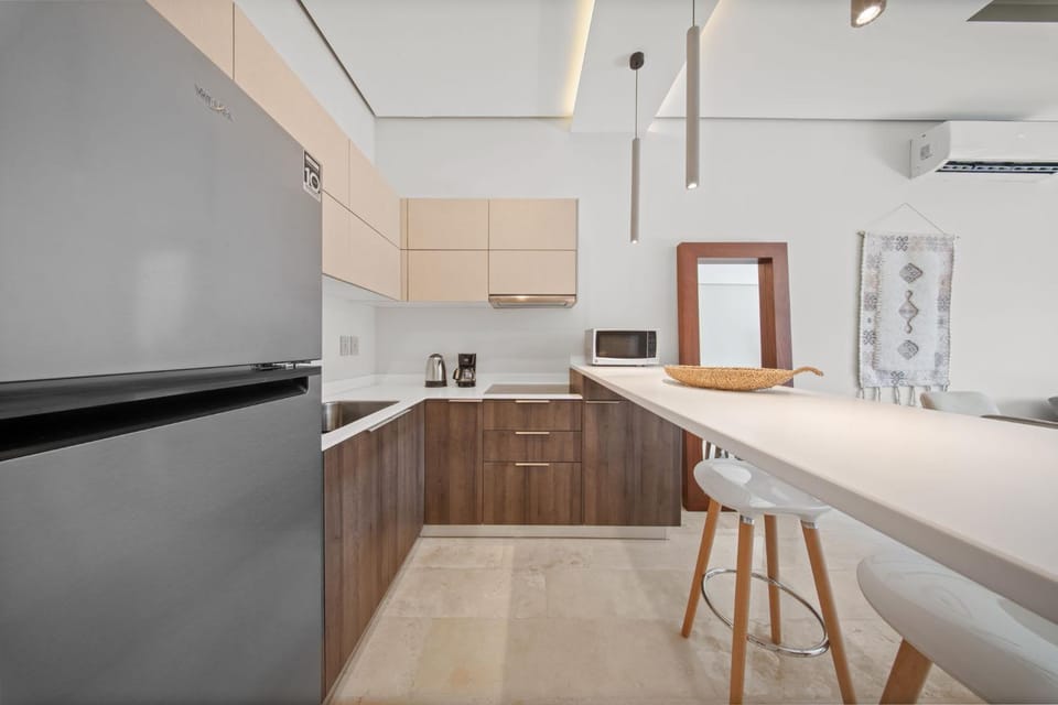 Bright 2BR Amira District Gem with Shared Pool Apartment in State of Quintana Roo
