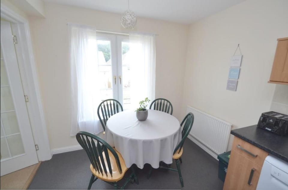 Amazing Apartment by The Wallace Monument Apartment in Stirling