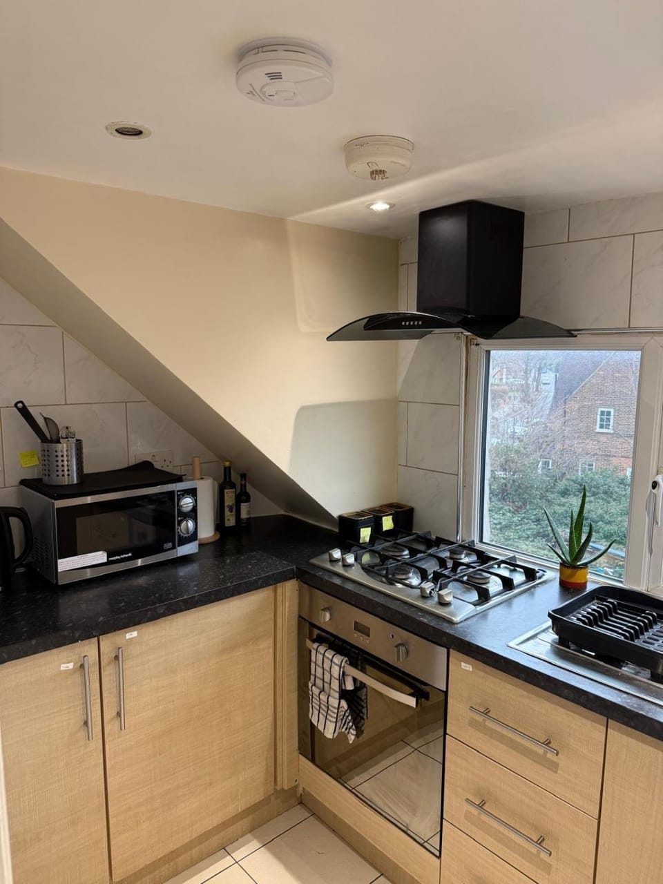 Central London double bed apartment Free Parking Incl Stays upto 6 Apartment in London Borough of Ealing