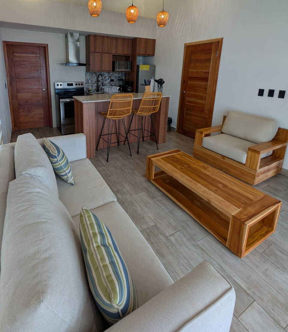 Kitchen or kitchenette, Living room