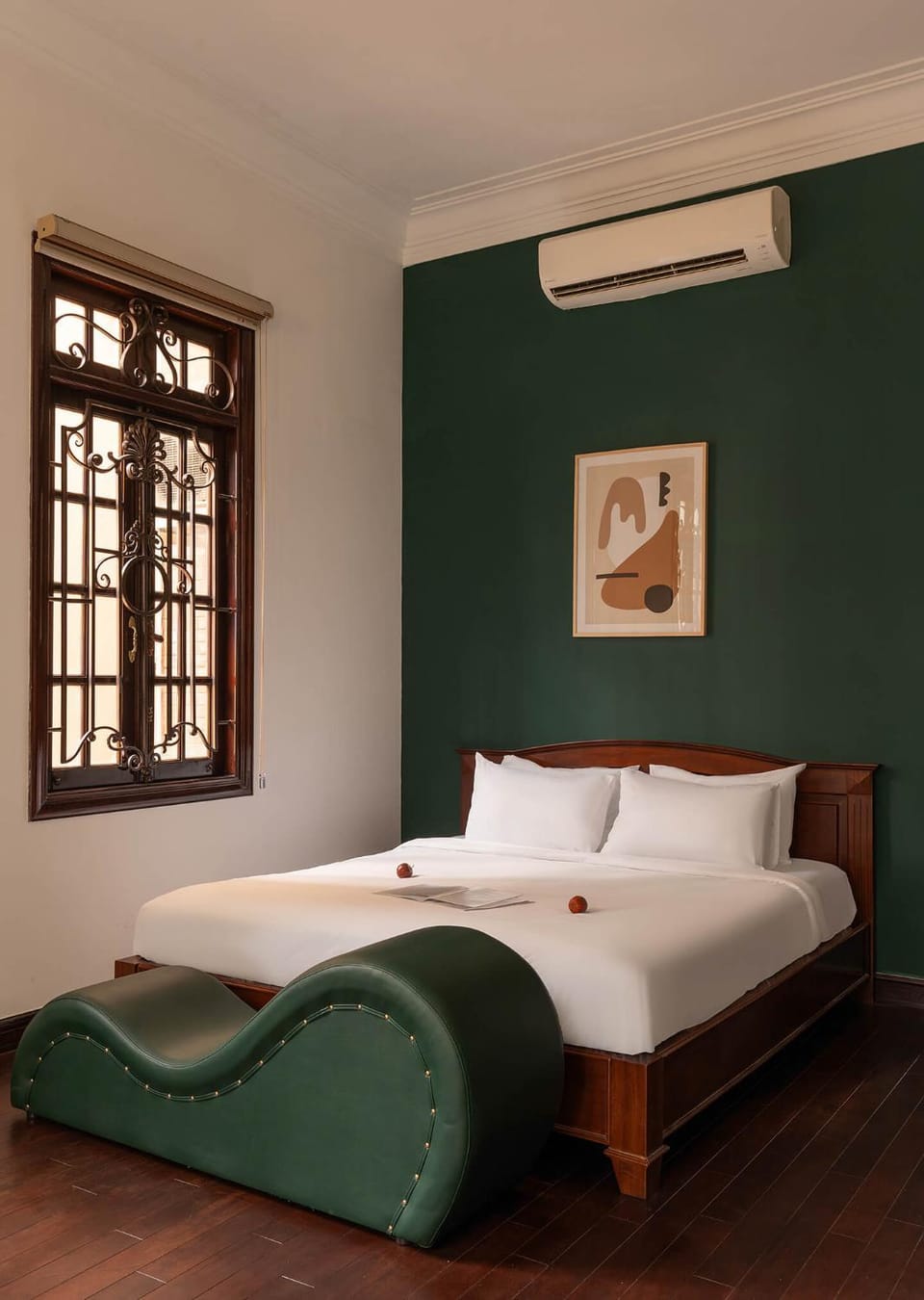 Bed, Bedroom, air conditioner