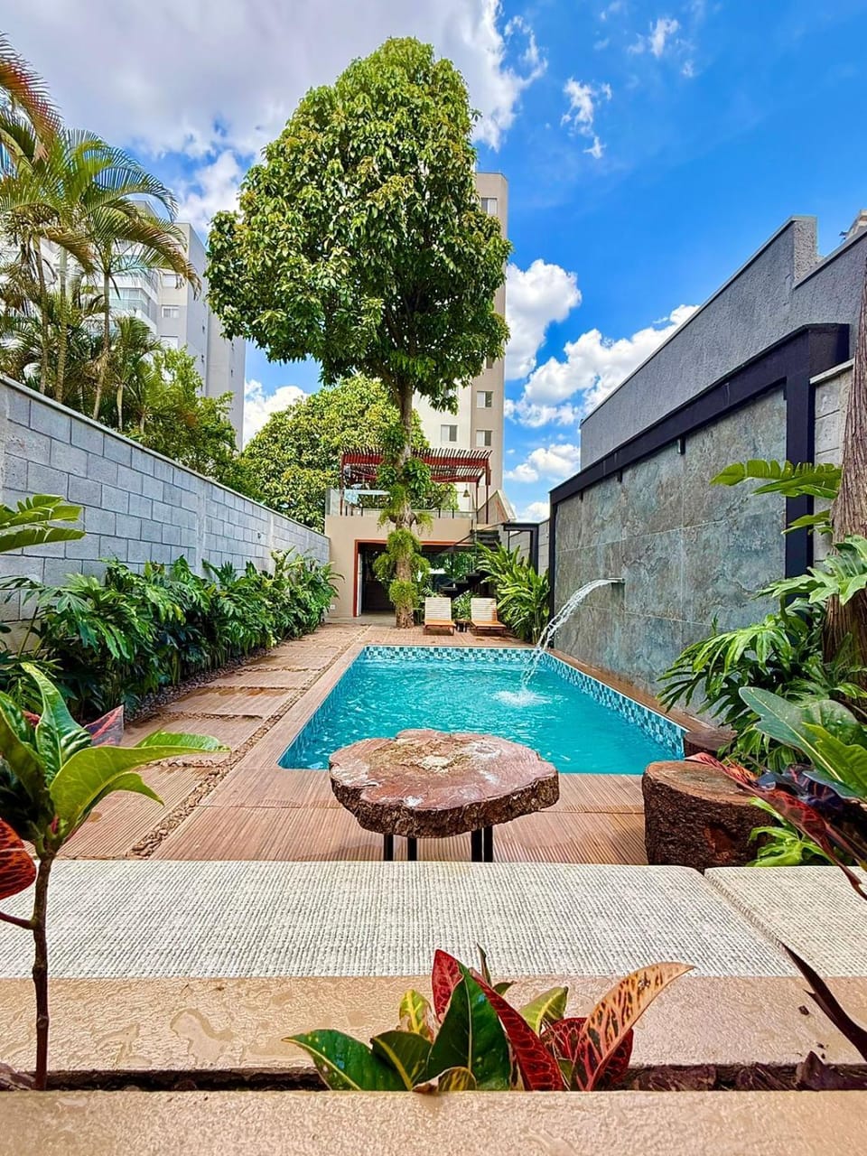 Swimming pool