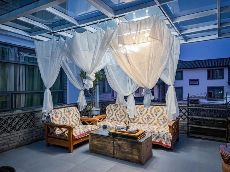 Seating area