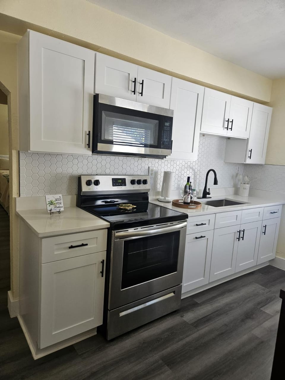 Kitchen or kitchenette