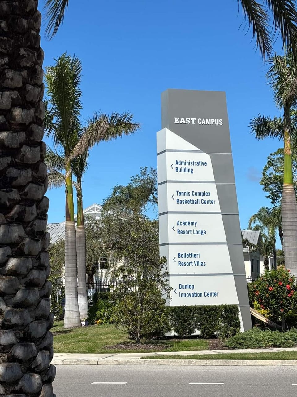 3bdrm, AMI, Tennis, Pool next to IMG Academy Apartment in Longboat Key