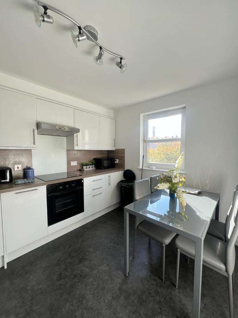 Asher Apartment in Aberdeen