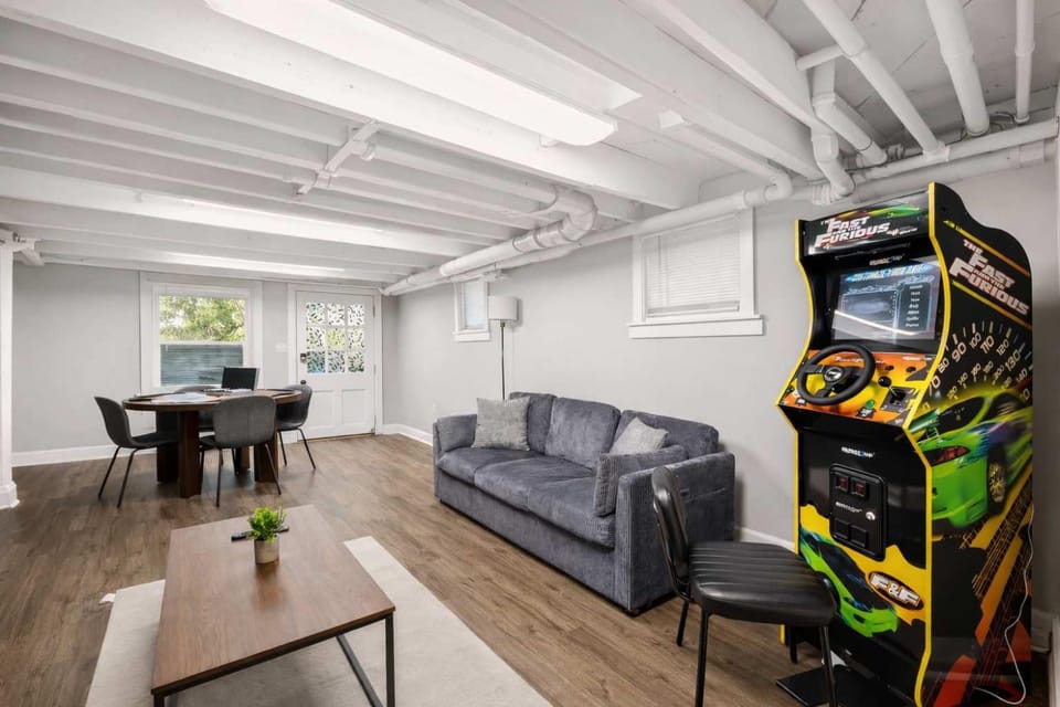 Cozy New Albany Home Near Vibrant Louisville House in New Albany