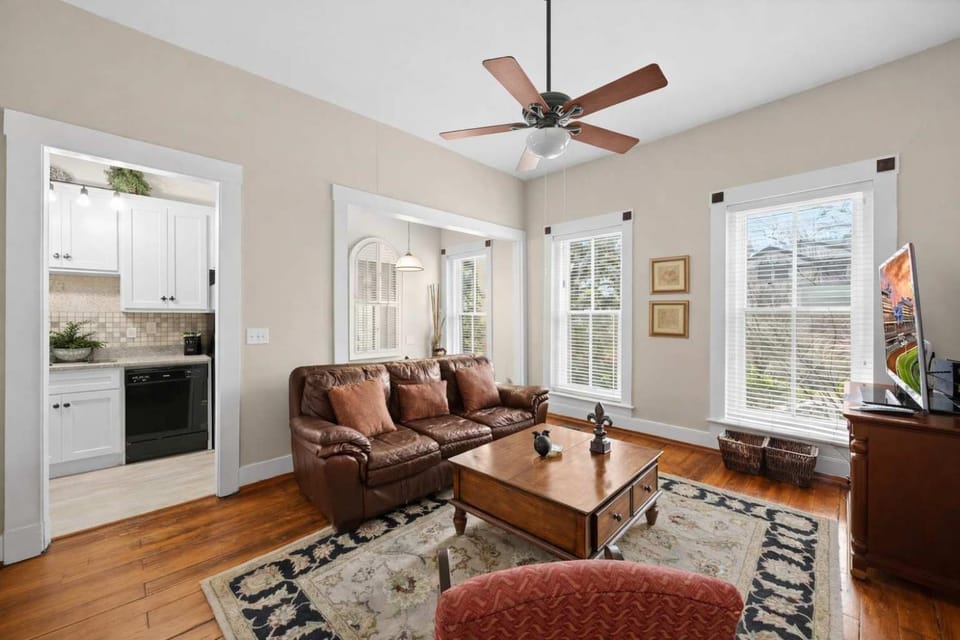 Family-Friendly 2 Unit Retreat in Louisville House in Jefferson County