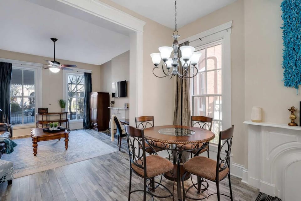 Family-Friendly 2 Unit Retreat in Louisville House in Jefferson County