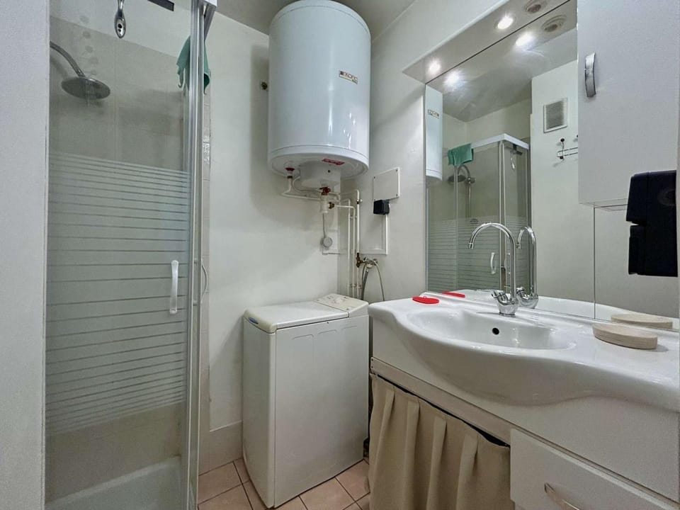 Charmant 2P lumineux au cœur de Briançon, proche télécabine - FR-1-330C-156 Cabin in Briançon