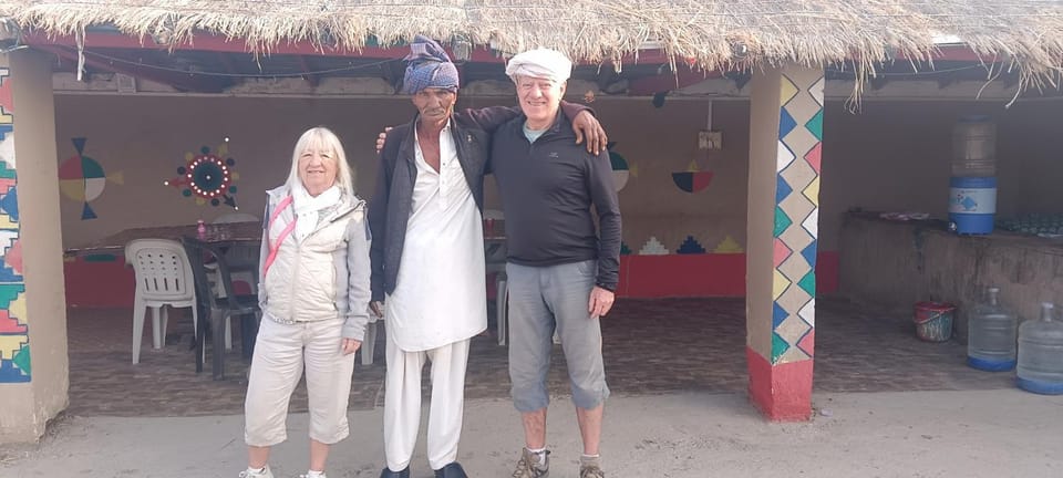 Restaurant/places to eat, Guests