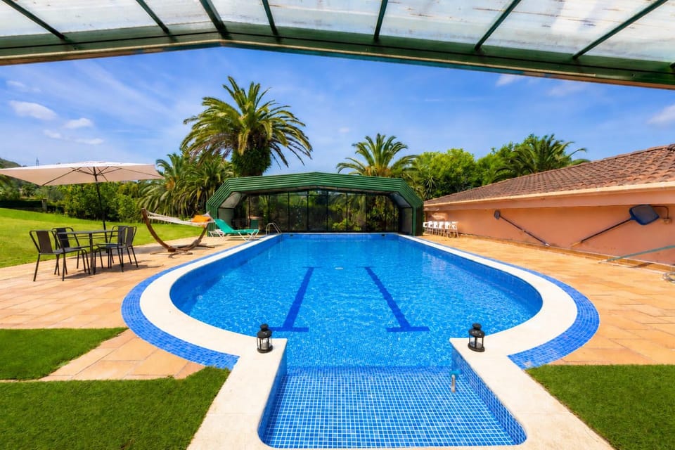 Garden, Swimming pool