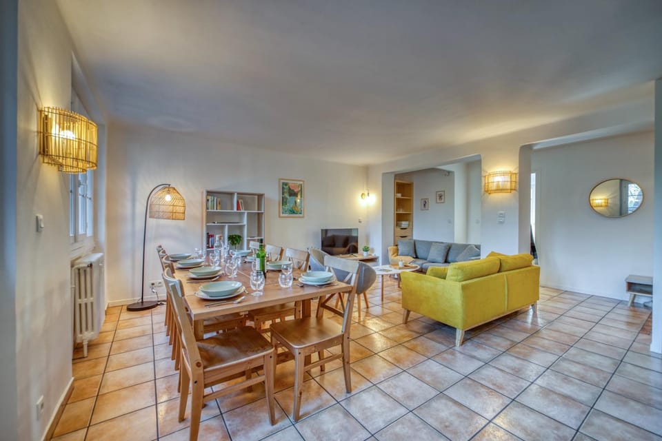 Appart 3 chambres 8 places et garage Apartment in Chambery
