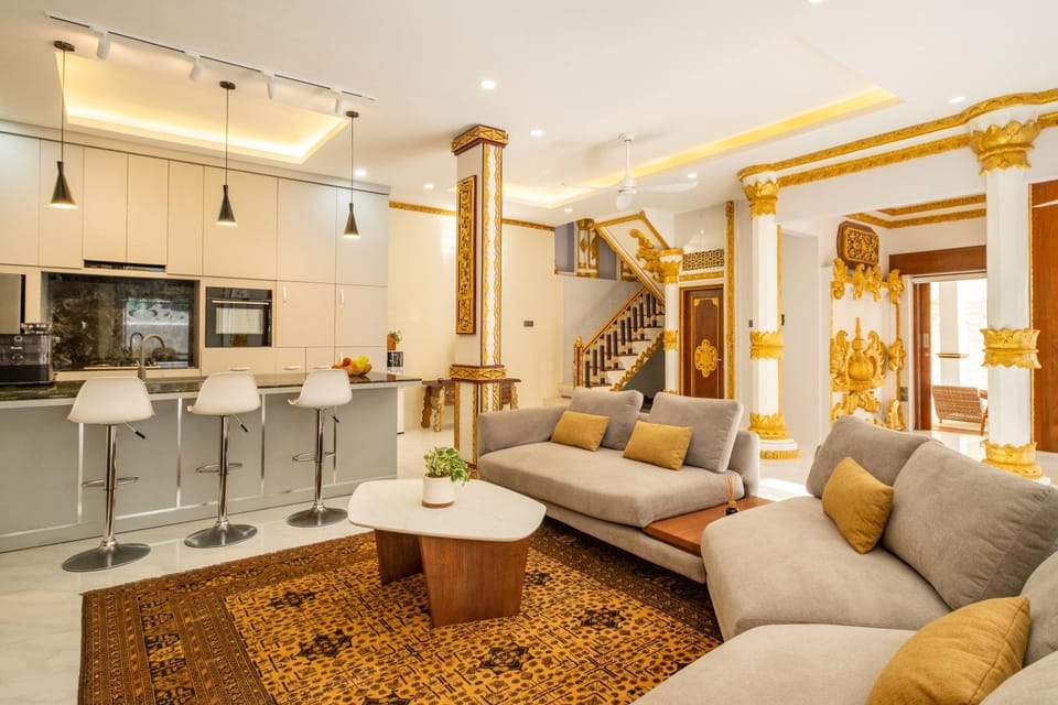 TV and multimedia, Living room, Seating area