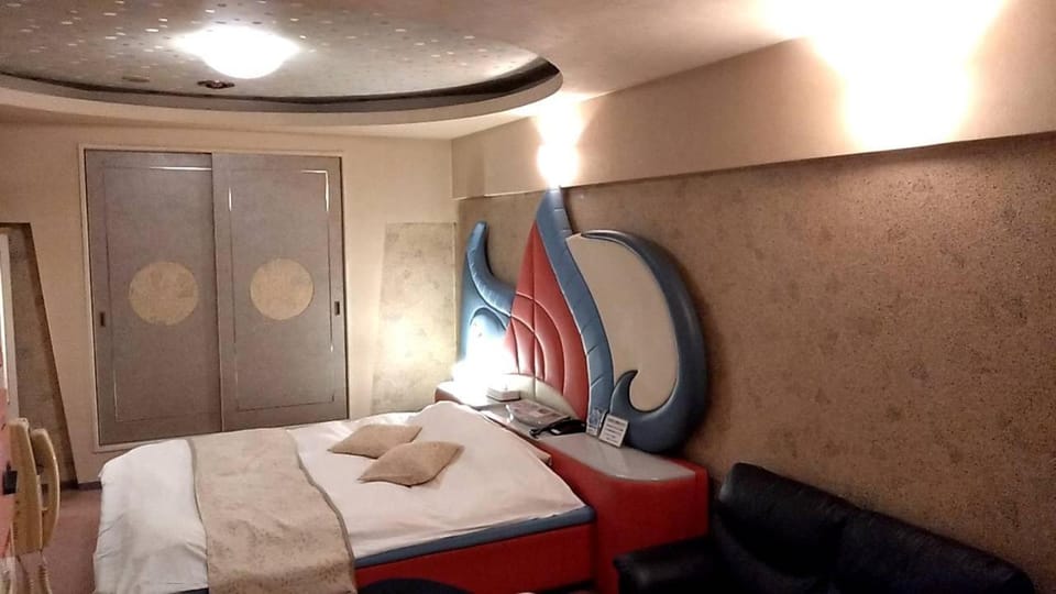 Bed, Photo of the whole room, Bedroom, air conditioner